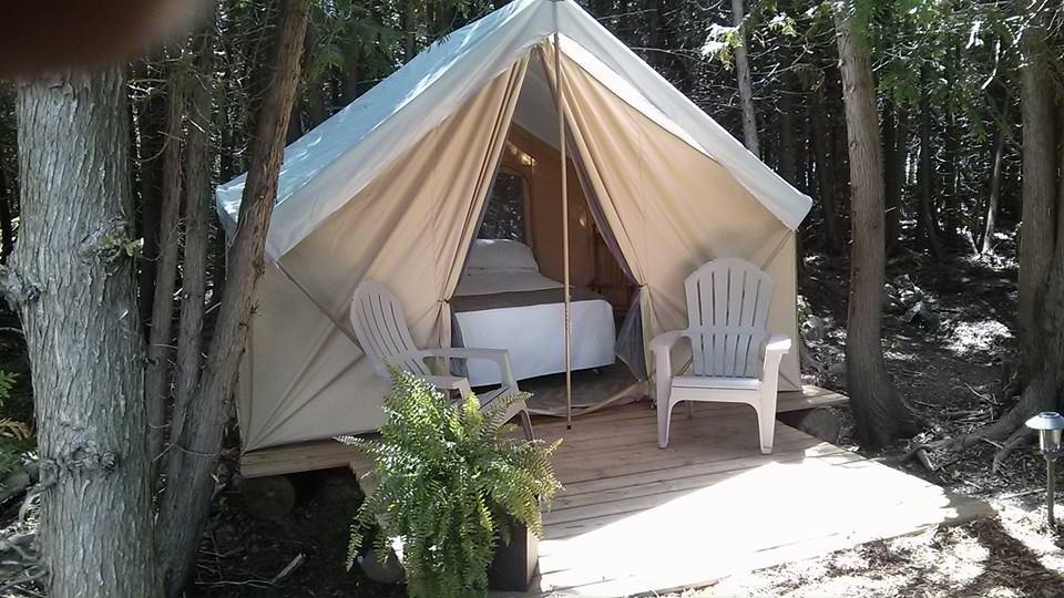The Spirit Rock Outpost & Lodge Wiarton Bagian luar foto