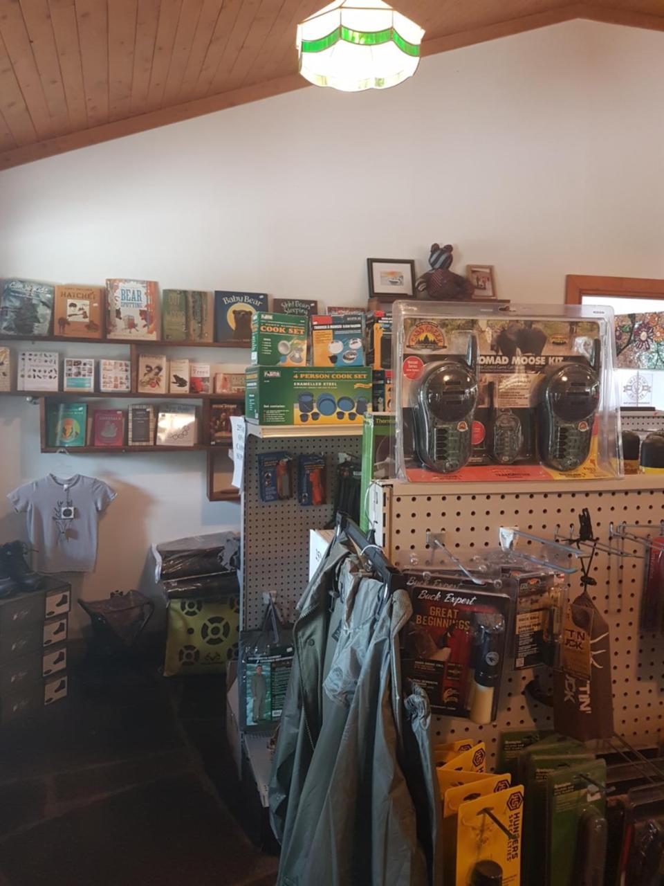 The Spirit Rock Outpost & Lodge Wiarton Bagian luar foto